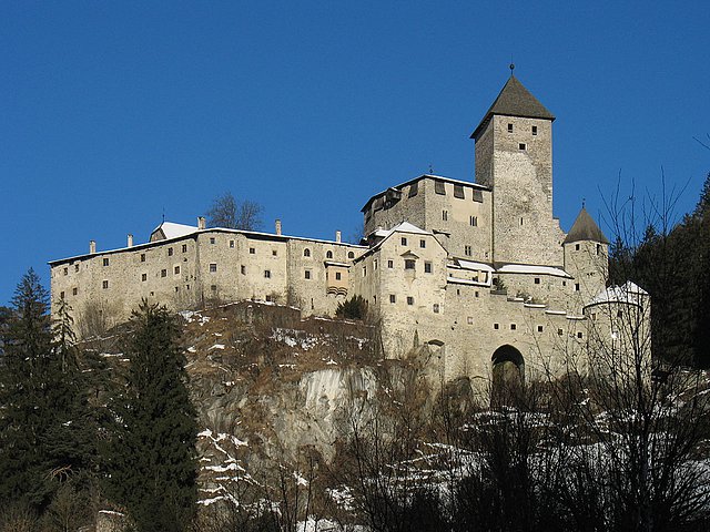 Taufers Castle